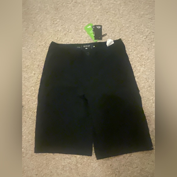 Men’s Black Quicksilver Amphibian Shorts Size 29 NWT - Picture 4 of 4
